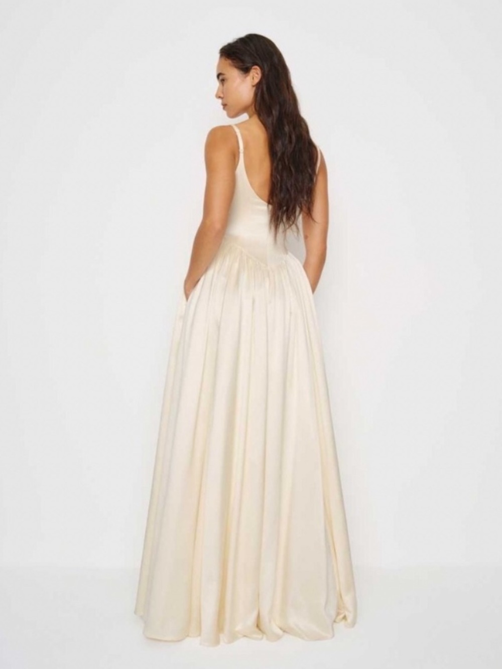 Reformation Liz Silk Bridal Dress Gowl in Ivory Size 8 - Picture 4 of 10